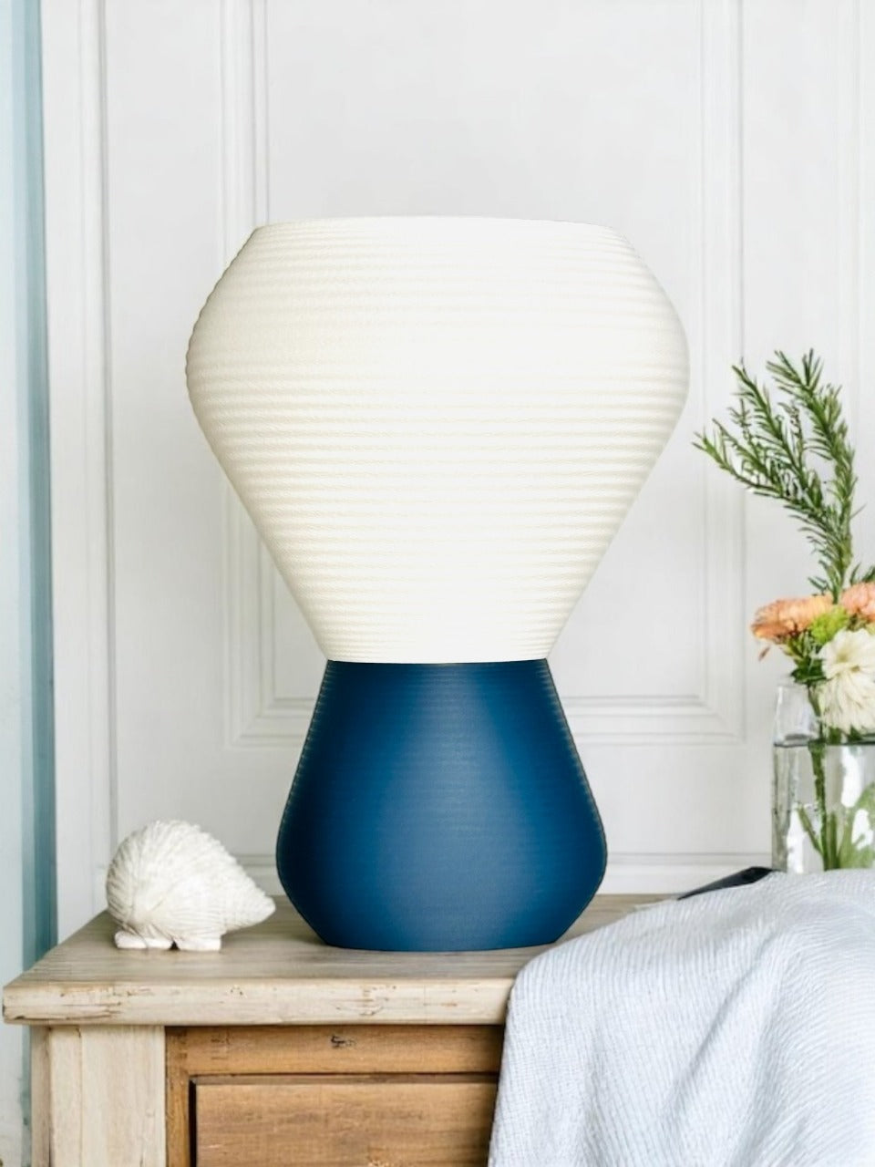 Delta Ridge Lamp | 3D Printed Table Light, Paper-Thin PLA Shade, Dual-Tone Design, LED 3-in-1 (Warm/Neutral/Cool) – Modern Bedside & Desk Lamp