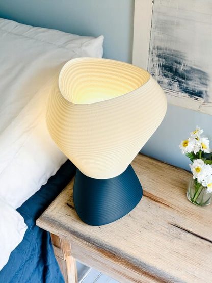 Delta Ridge Lamp | 3D Printed Table Light, Paper-Thin PLA Shade, Dual-Tone Design, LED 3-in-1 (Warm/Neutral/Cool) – Modern Bedside & Desk Lamp